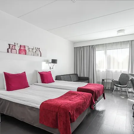 Teatterihotelli 3* ריהימקי