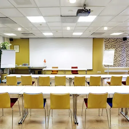 호텔 Teatterihotelli 3*