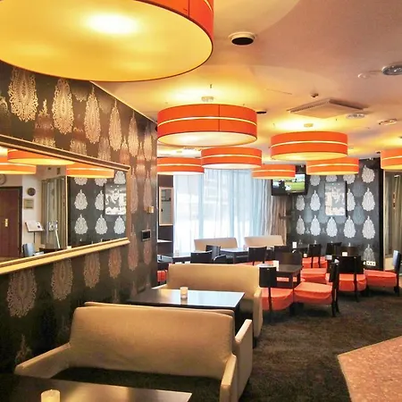Teatterihotelli מלון 3*