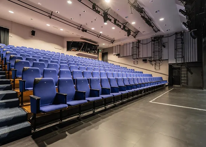 Ξενοδοχείο Teatterihotelli 3*